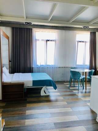 Отель Mariinsky ApartHotel Батуми Апартаменты-1